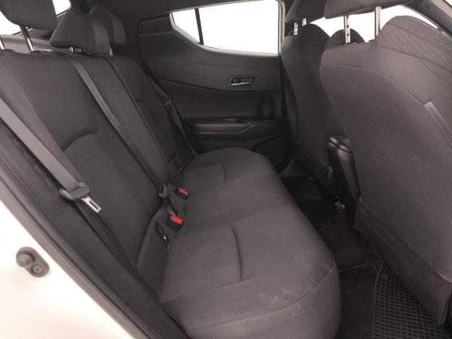 TOYOTA C-HR 1.2t Active 2wd