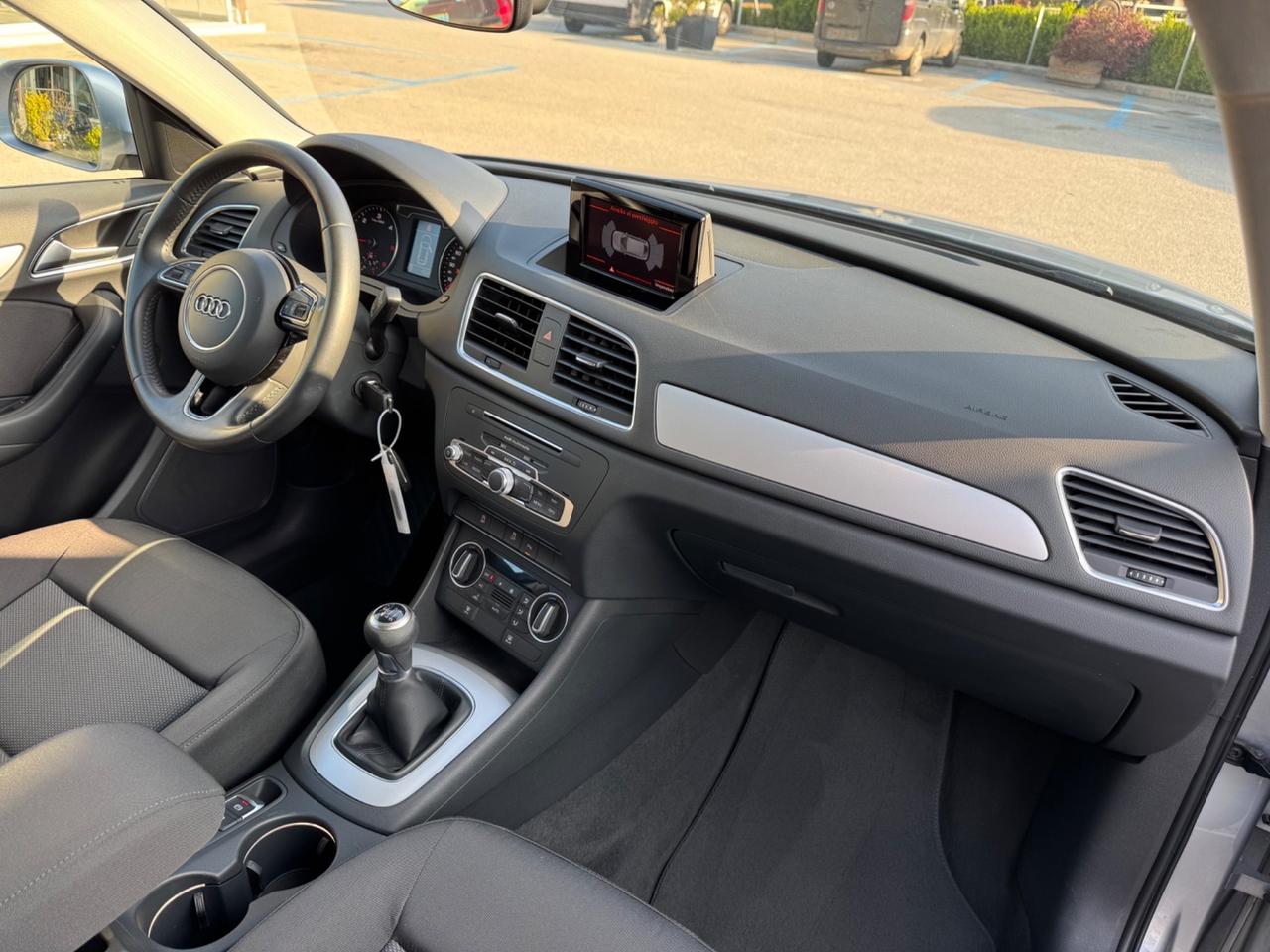 Audi Q3 2.0 TDI 120 CV Sport