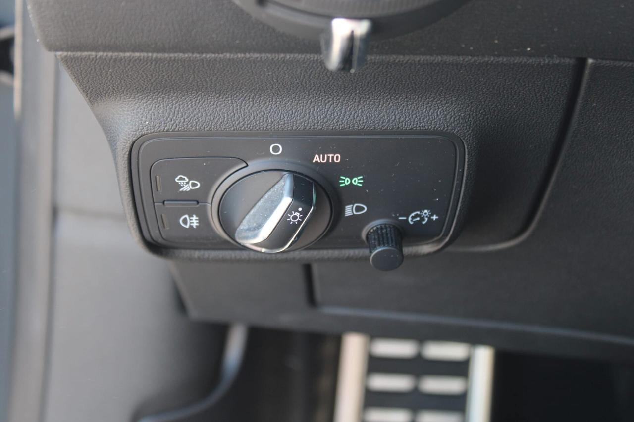 Audi TT Coupé 1.8 TFSI Design