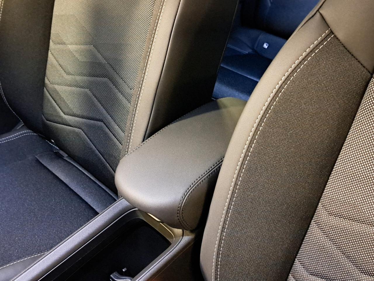 Jeep Avenger 1200 Turbo 101CV Summit Km. 0 (302)