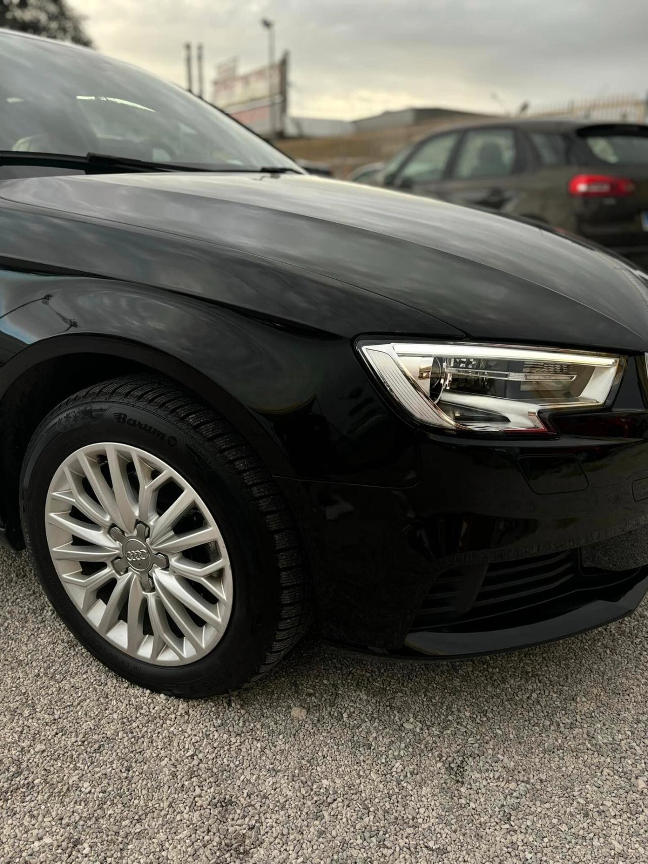 Audi A3 1.6 TDI 116 CV Business