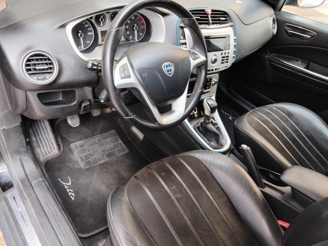 Lancia delta 1.4 gpl commercianti
