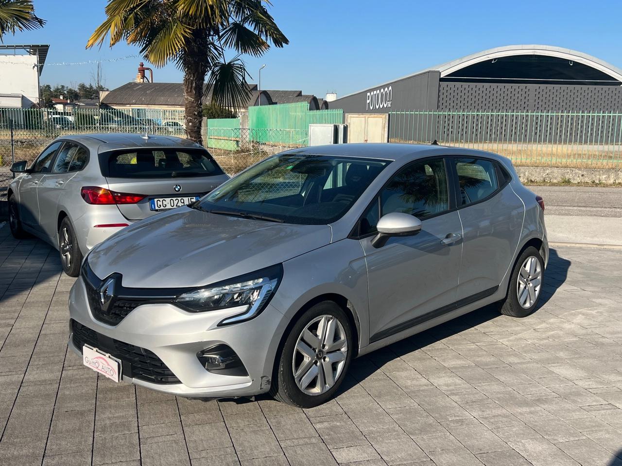 Renault Clio TCe 90 CV 5 porte Business FINANZIABILE