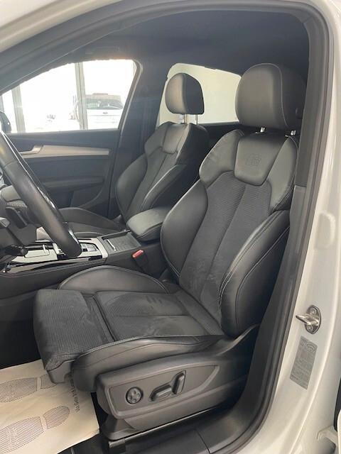 Audi Q5 SPB 40 TDI 204CV quattro S tronic S line Identity Black Edition