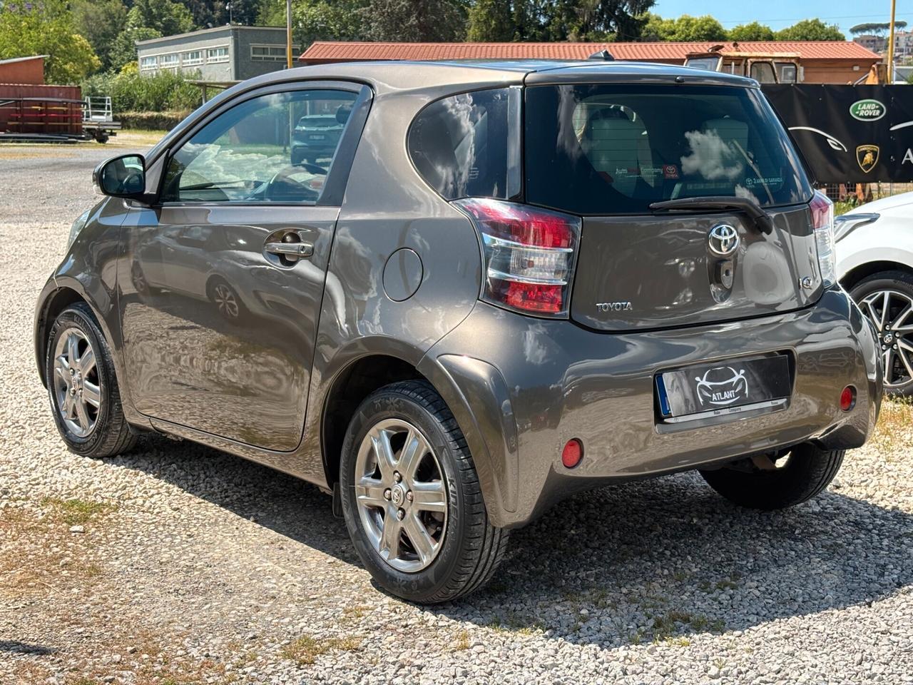 Toyota iQ 1.0 CVT Lounge