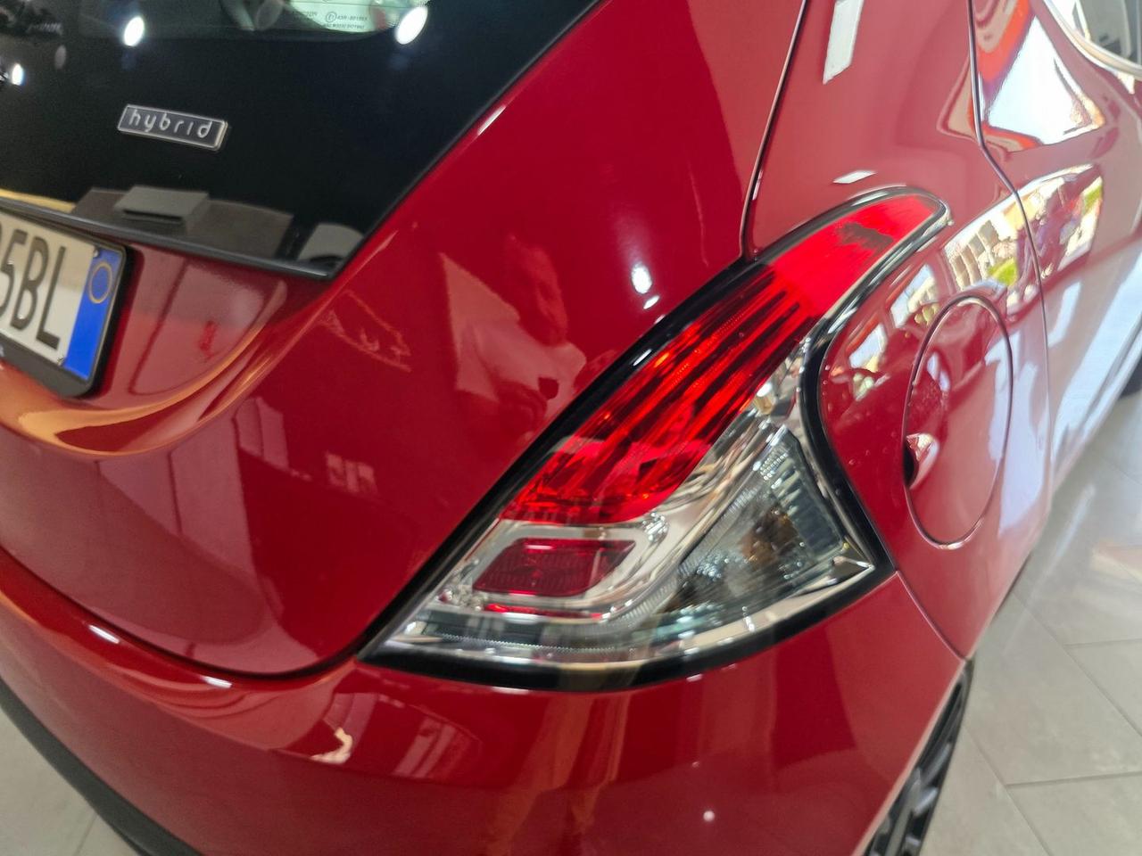 Lancia Ypsilon Silver 1.0 HYBRID #11884