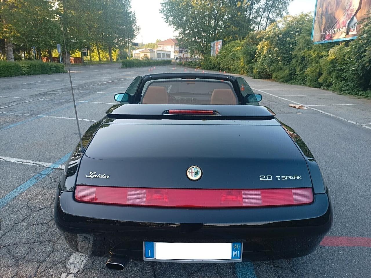 Alfa GTV 916 Spider 2.0 T.S. PelleBeige 113100Km