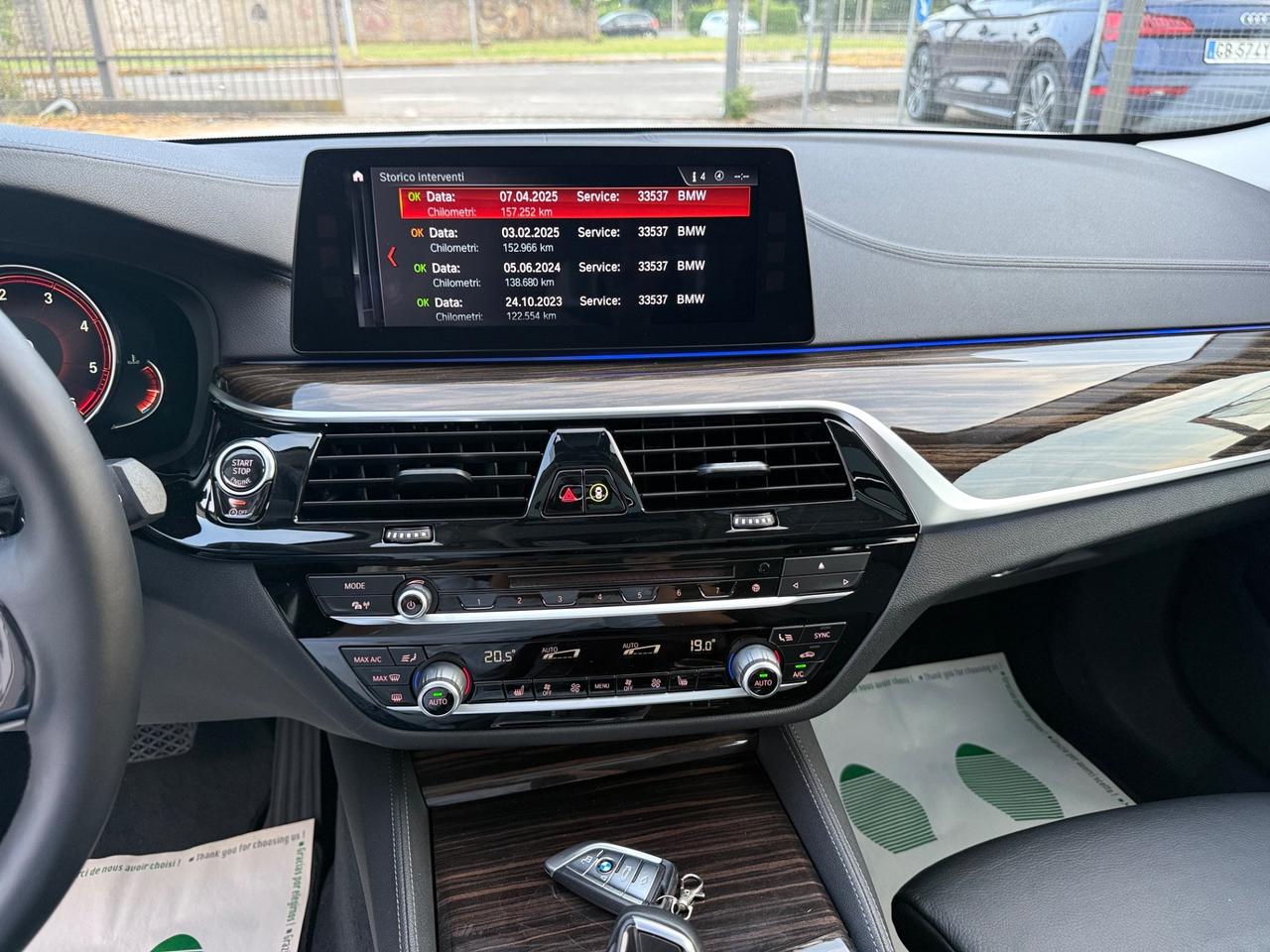 Bmw 520 520d xDrive Touring Luxury Full Tettto Pelle Navi