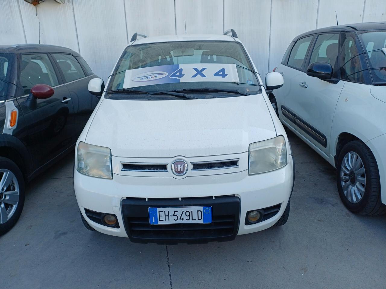 Fiat Panda 1.3 MJT 16V DPF 4x4 Climbing