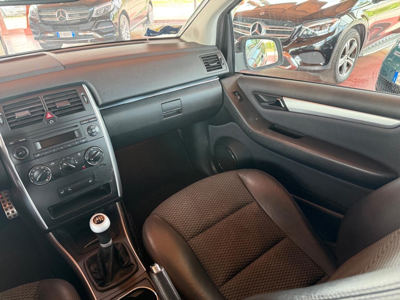 Mercedes-benz B 180 2.0 Diesel - Neopatentati - Gancio Traino