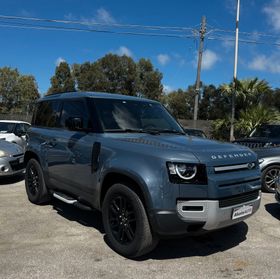 Land Rover Defender 90 3.0D I6 200 CV AWD Auto