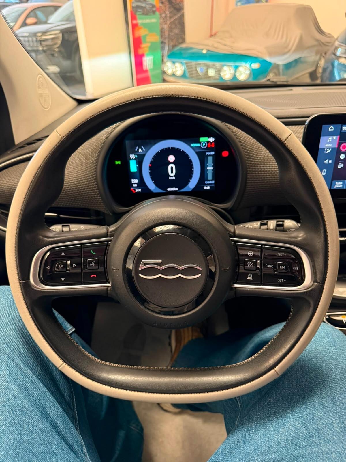 Fiat 500e 3+1 42 kWh La Prima