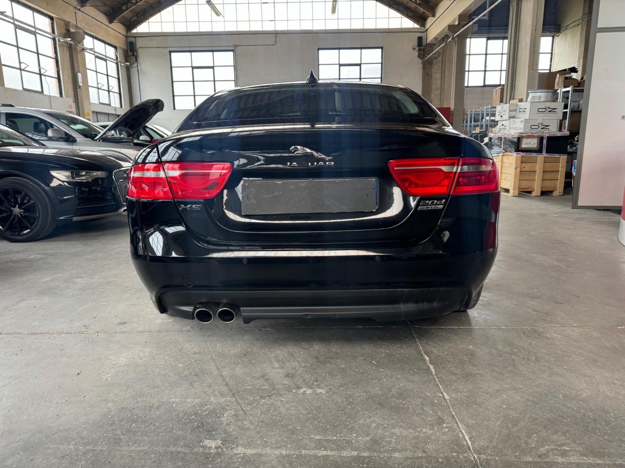 Jaguar XE 2.0 D 180 CV AWD aut. Pure