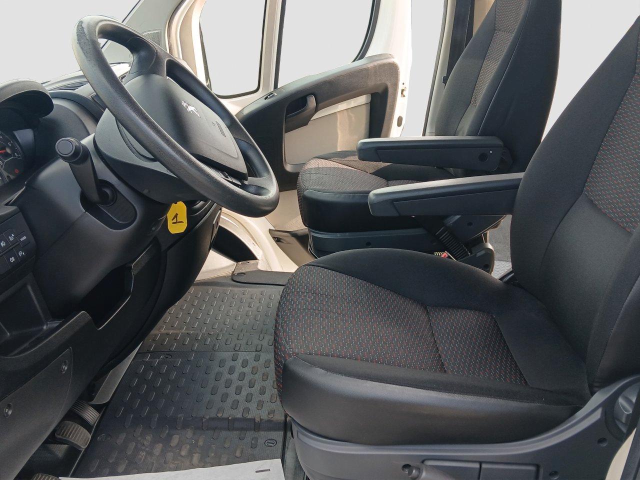 PEUGEOT Boxer 333 2.0 bluehdi 130cv L2H2 Comf.combi E6