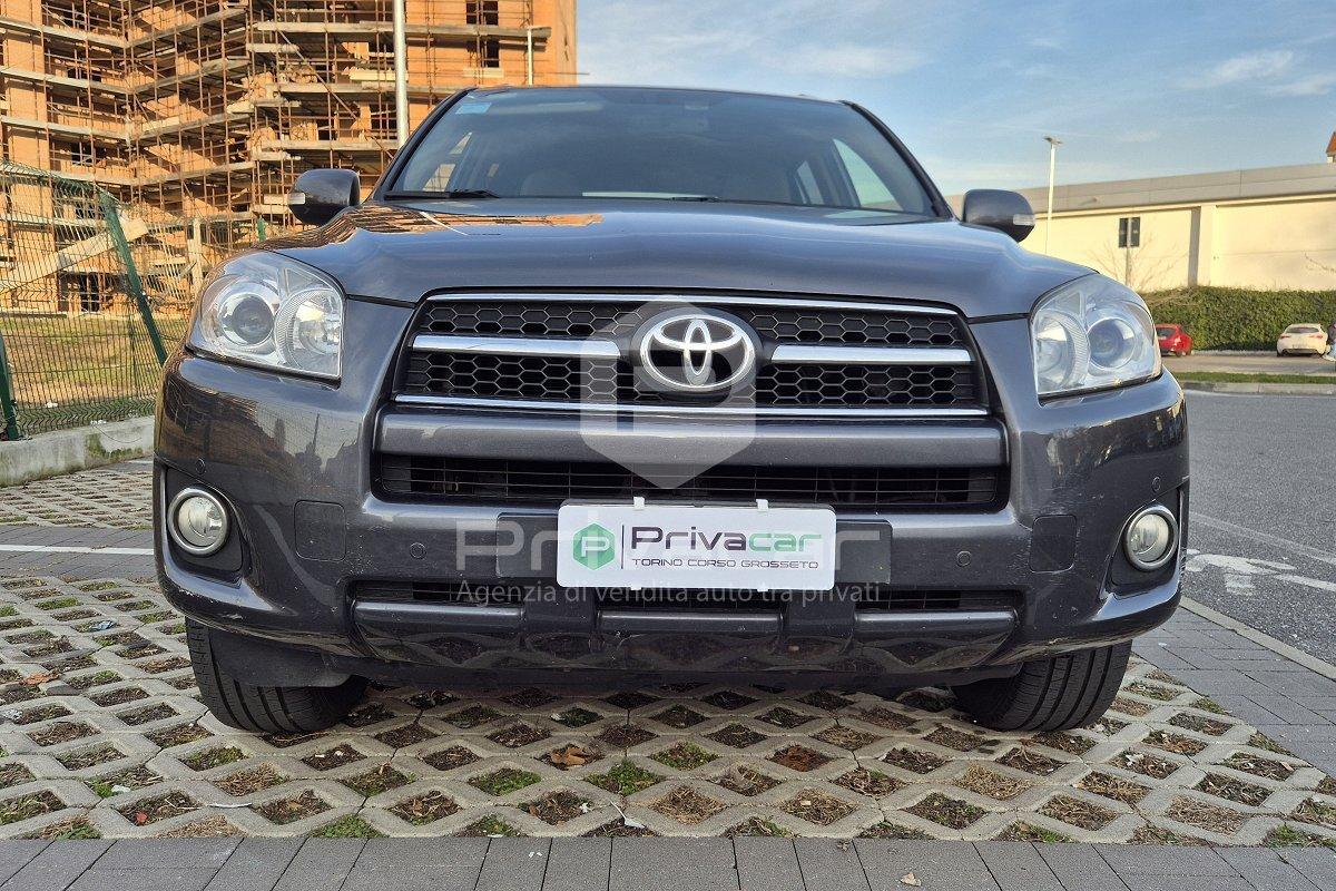 TOYOTA RAV4 2.2 D-4D 150 CV DPF Luxury