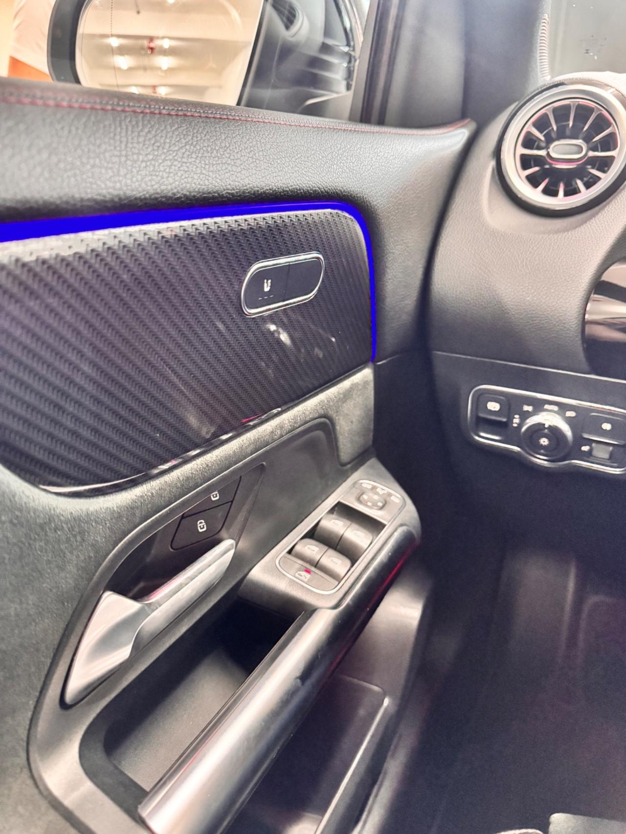 Mercedes GLA 200d Premium AMG TETTO - 2022