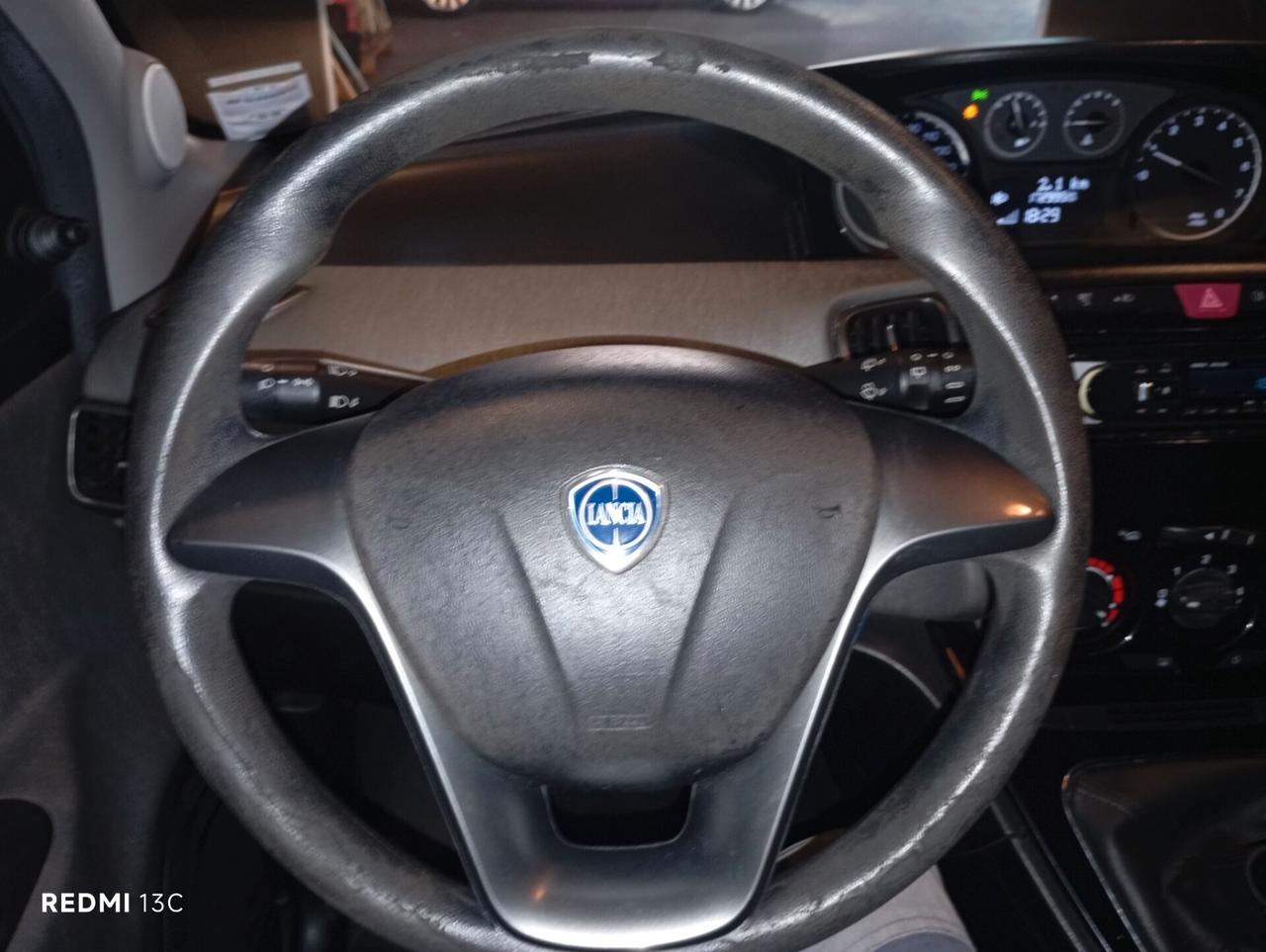 Lancia Ypsilon del 2013 BENZINA/ GPL FINO 2033