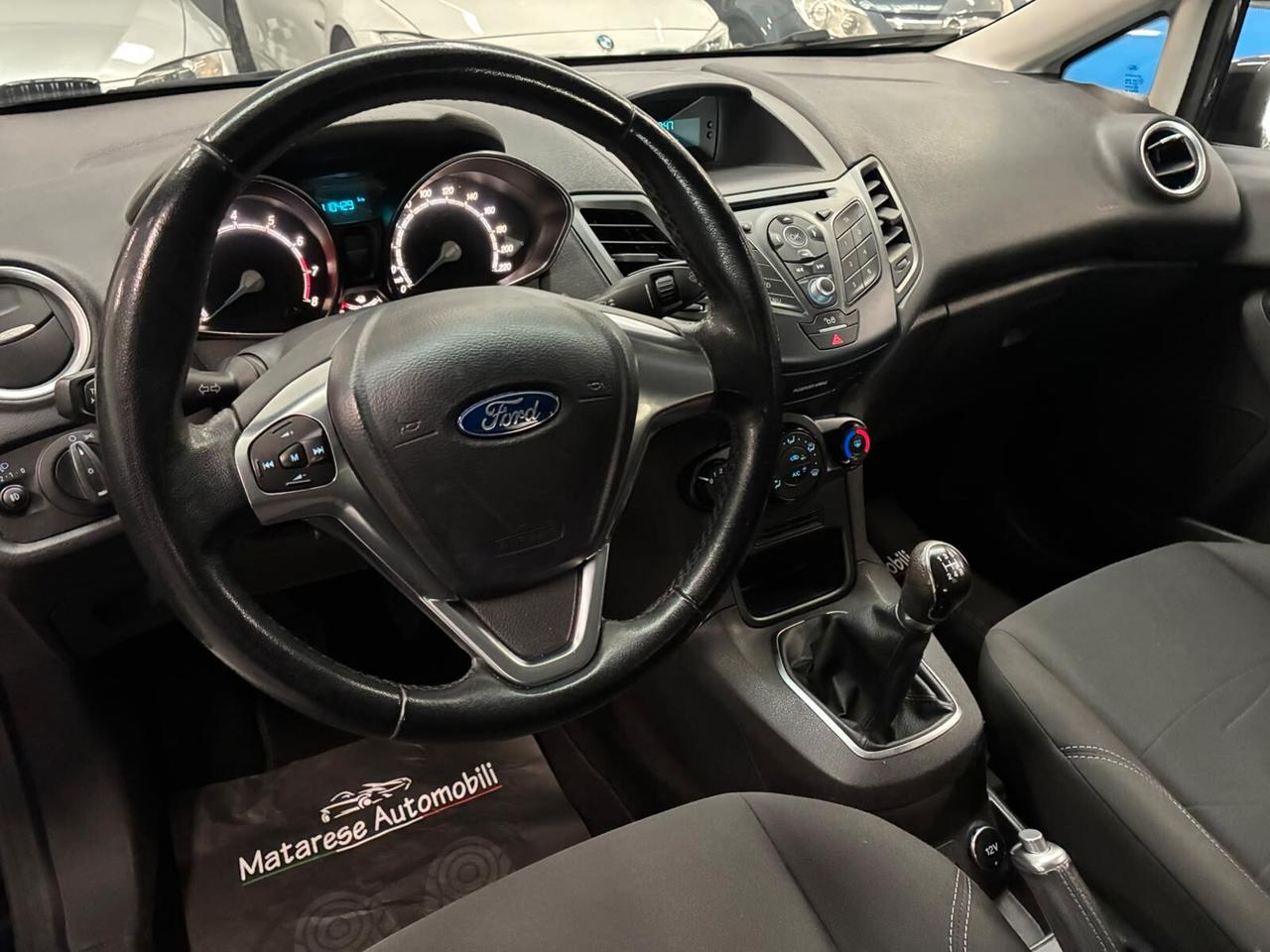 Ford Fiesta 1.2 60CV 5 porte Black & White Edition