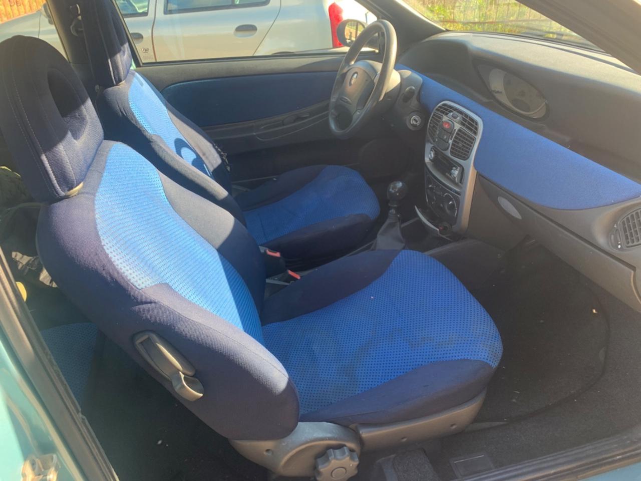 Lancia Y 1.2i NEOPATENTATI