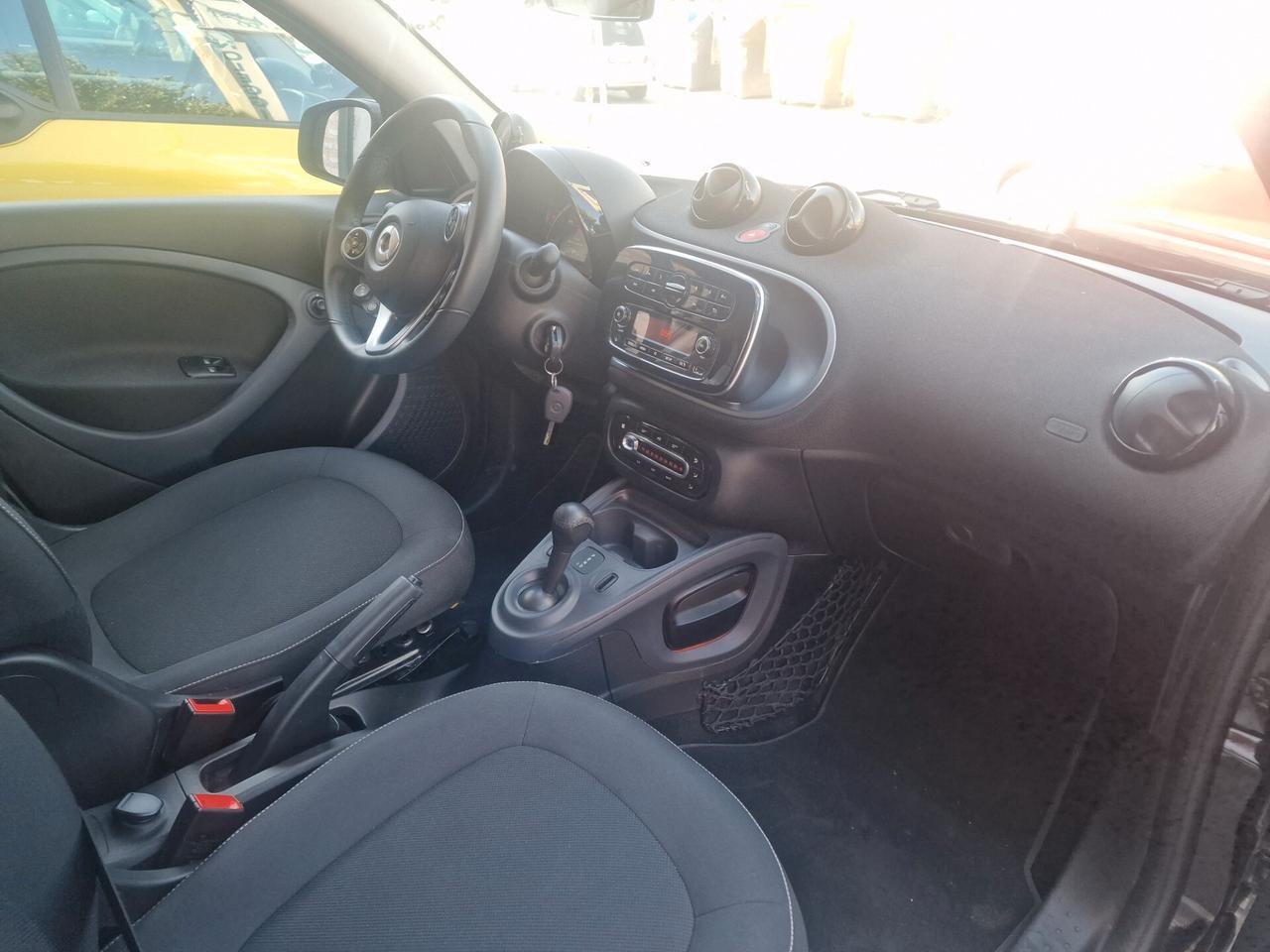 Smart ForFour 70 1.0 twinamic PASSION * LED + AUTOMATICA *