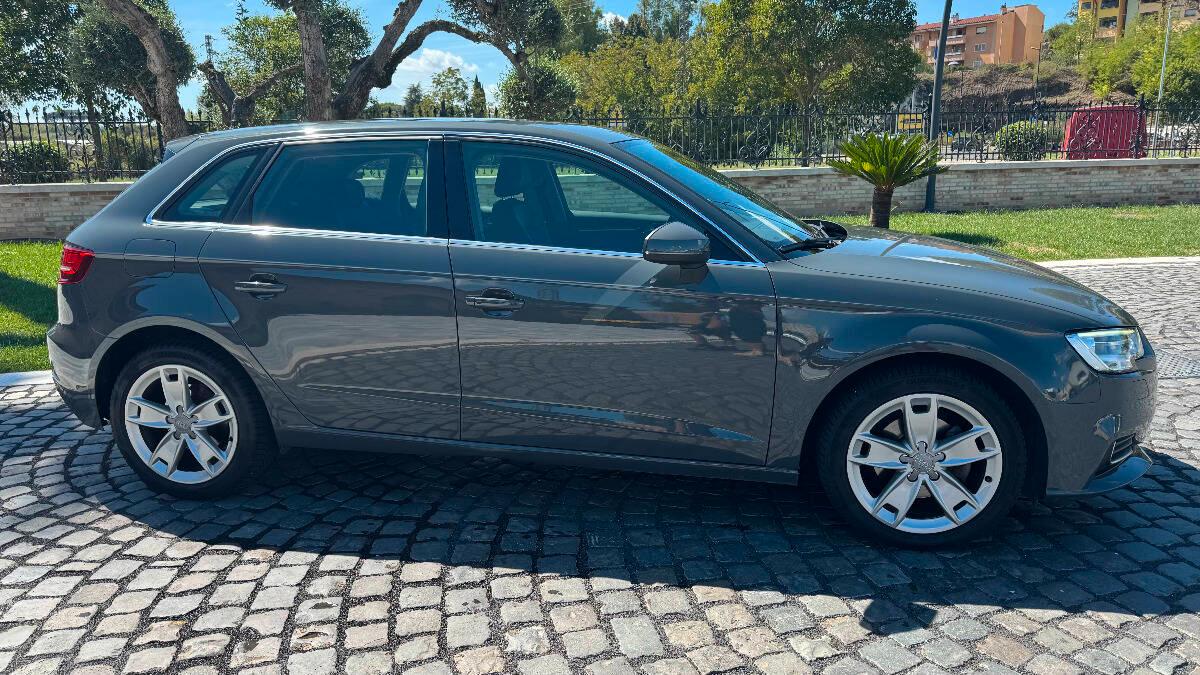 Audi A3 Sportback 30 1.6 tdi Sport 116cv s-tronic