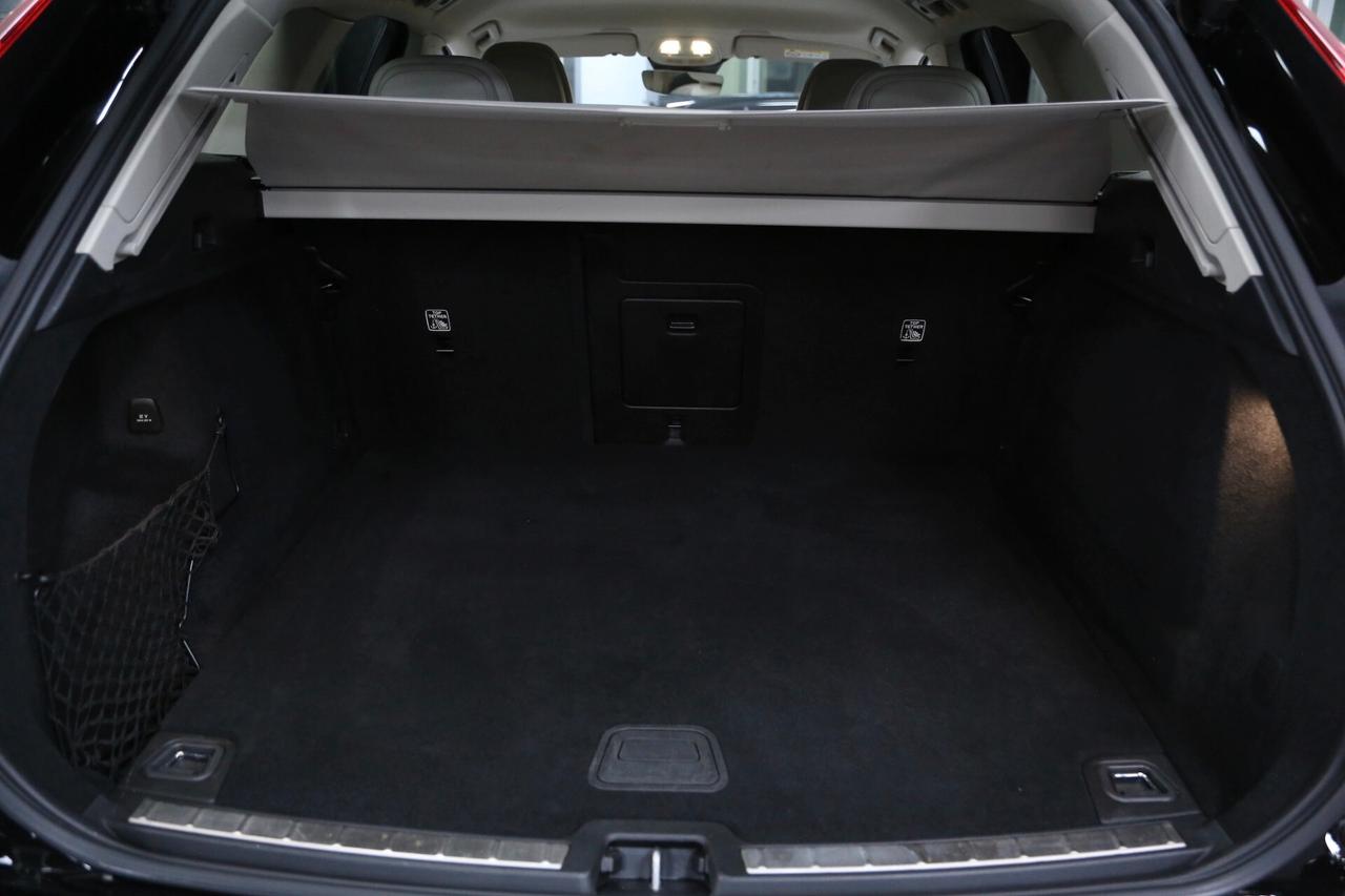 Volvo XC60 B4 D Automatic Core 197 cv