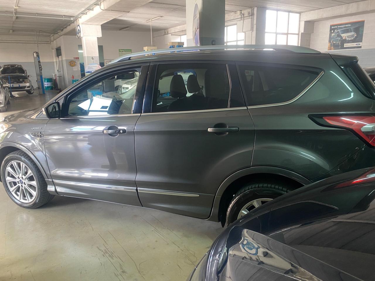 Ford Kuga 2.0 TDCI 150 CV S&S 4WD Powershift Vignale
