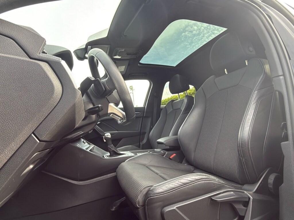 Audi Q3 40 2.0 TDI Identity Black quattro S tronic