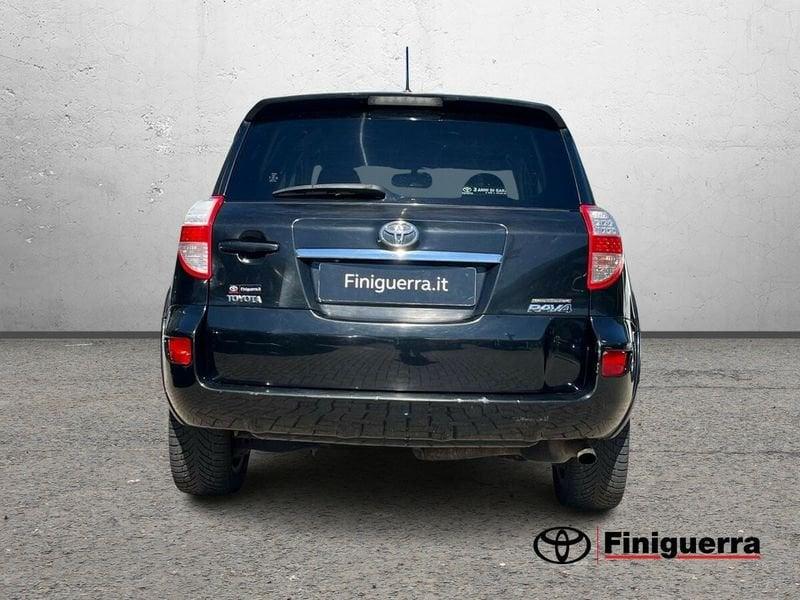 Toyota RAV4 RAV4 Crossover 2.2 D-4D 150 CV Executive
