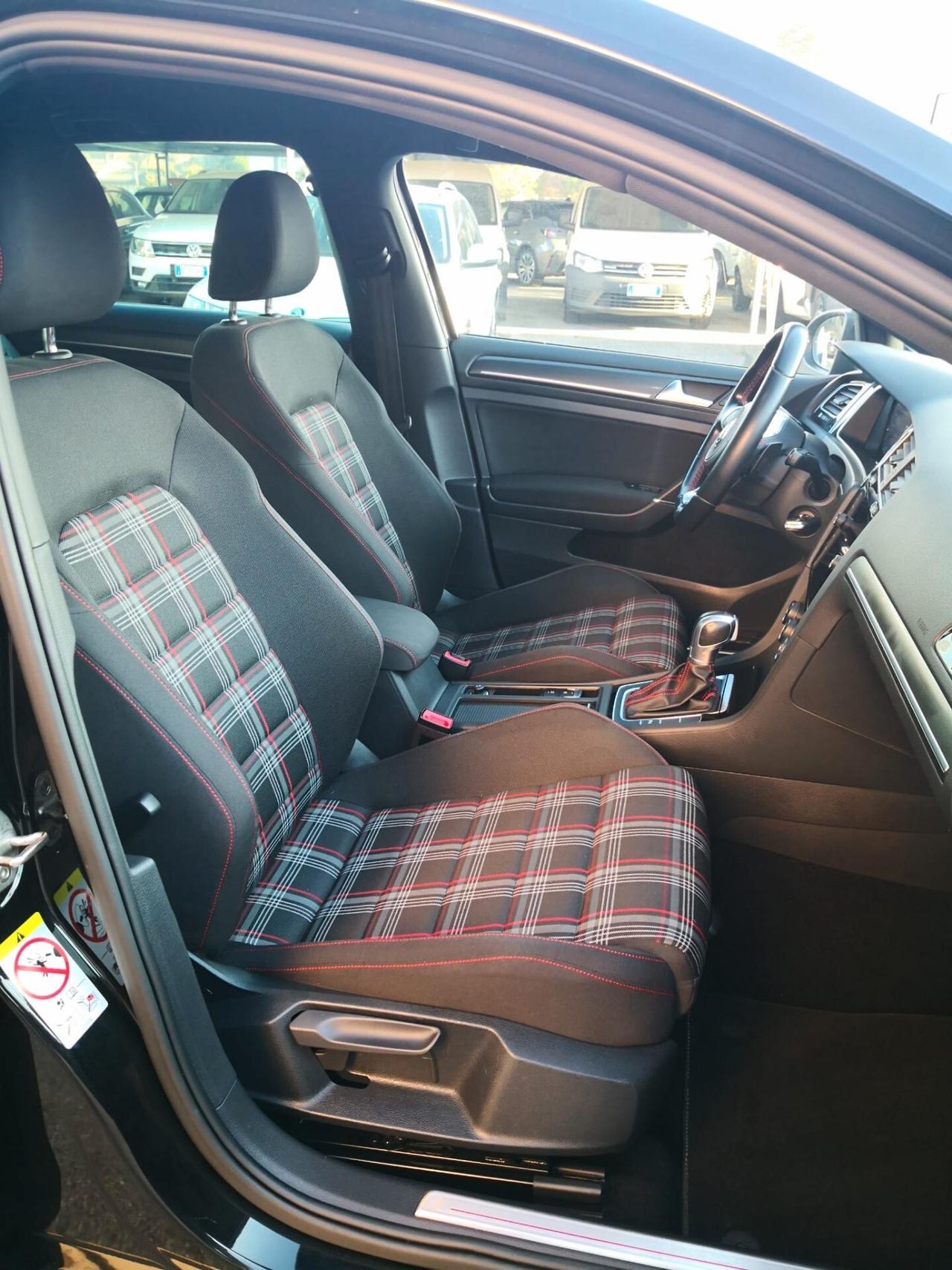 Volkswagen Golf GTI Performance 2.0 245 CV TSI DSG 5p. ***SU APPUNTAMENTO***