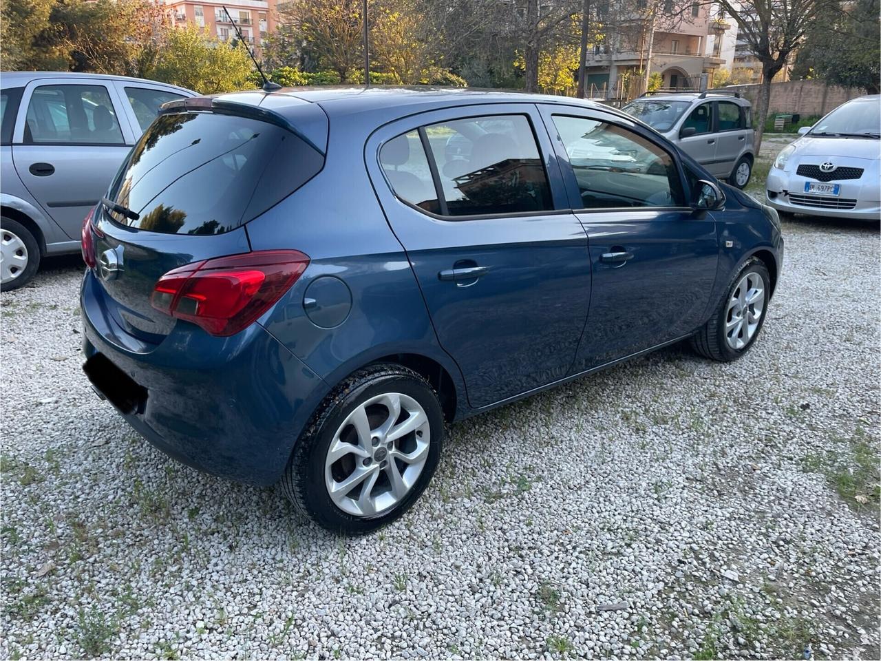 Opel Corsa 1.4 90CV GPL Tech 5 porte b-Color