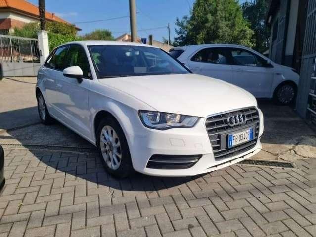 Audi A3 A3 Sportback 1.6 tdi Business 110cv s-tronic E6