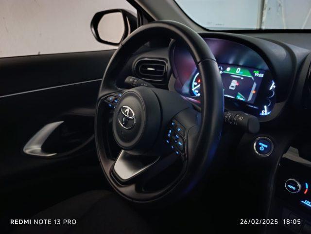 TOYOTA Yaris Cross 1.5 Hybrid 5p. E-CVT FWD-i Business