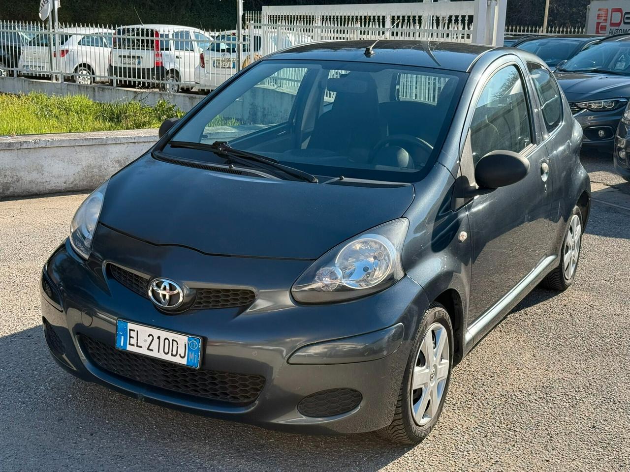 Toyota Aygo 1.0 12V VVT-i 3 porte Lounge