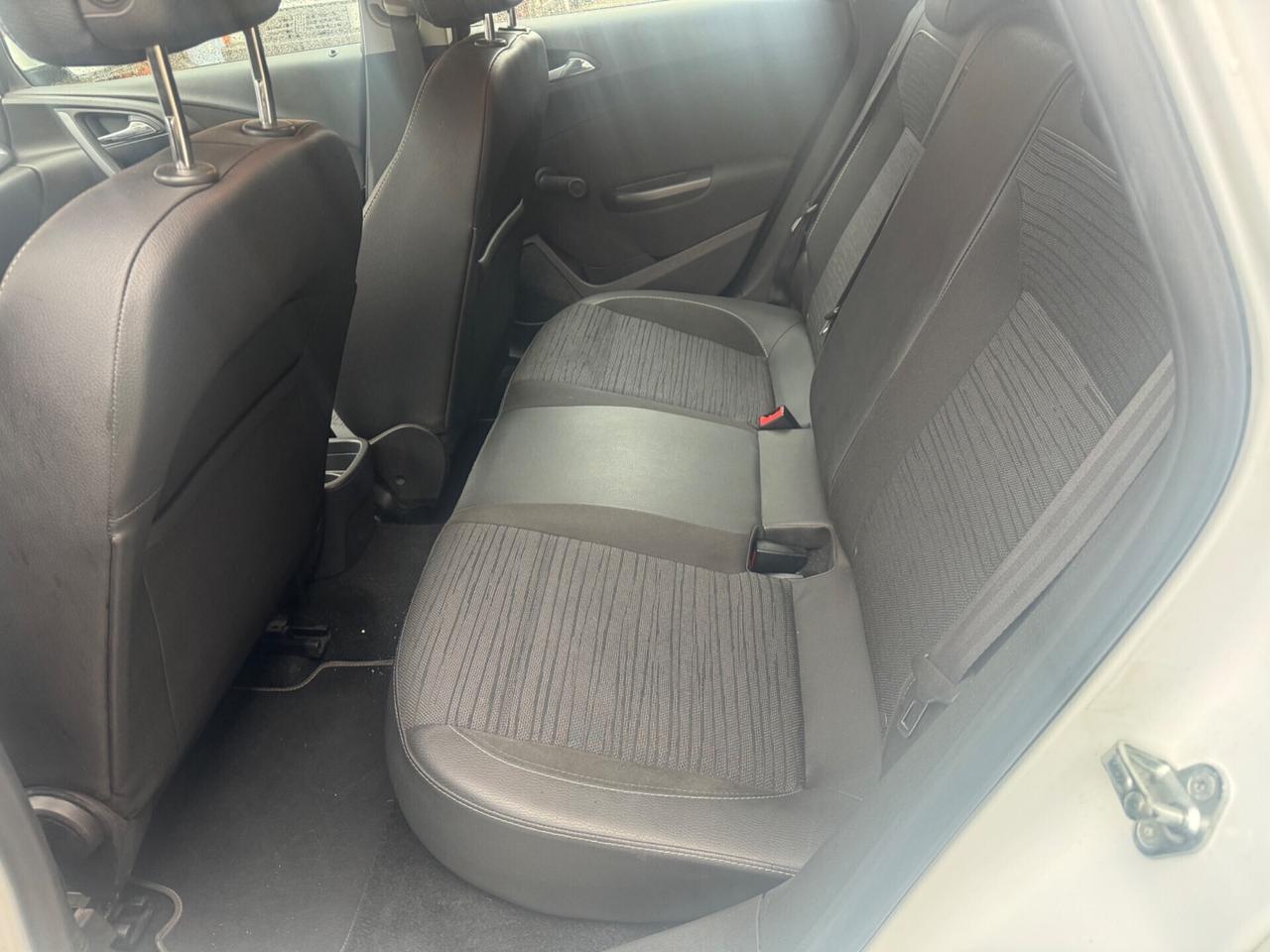 Opel Astra 1.6 CDTI EcoFLEX S&S 5P. Cosmo 2015