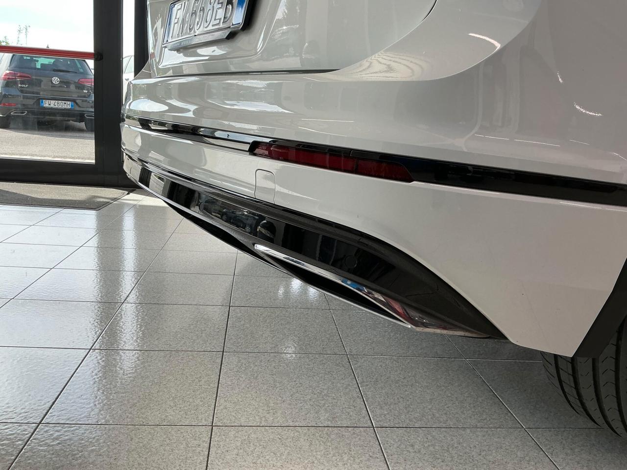 Volkswagen Tiguan 2.0 Diesel R-Line Cambio Automatico 4x4