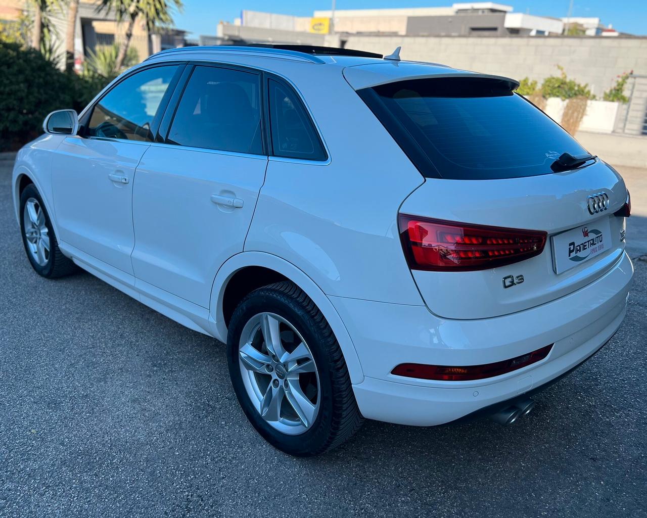 Audi Q3 2.0 tdi 150CV Sport quattro s-tronic TETTO/PELLE