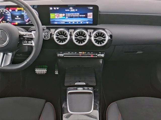 MERCEDES-BENZ A 180 Automatic AMG Line Advanced Plus