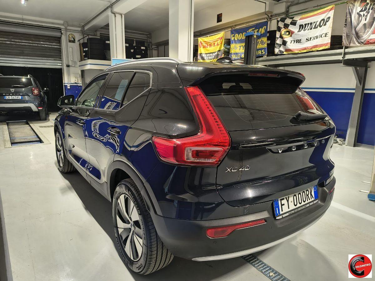 VOLVO - XC40 - D3 AWD Momentum