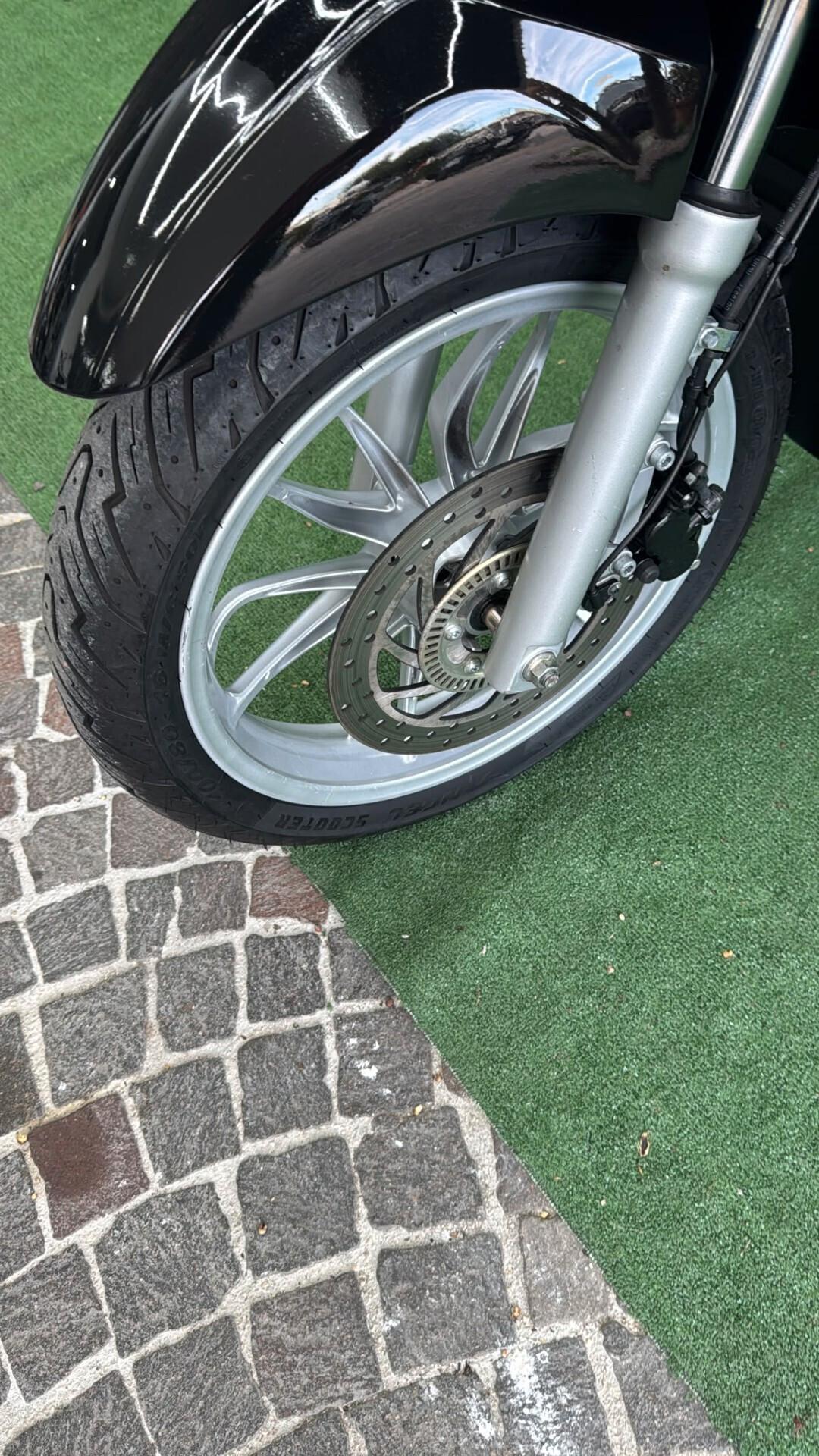 Piaggio Medley 125