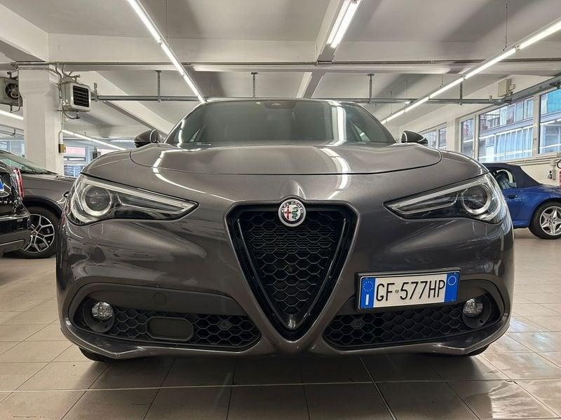 Alfa Romeo Stelvio 2.2 Turbodiesel 210 CV AT8 Q4 Veloce