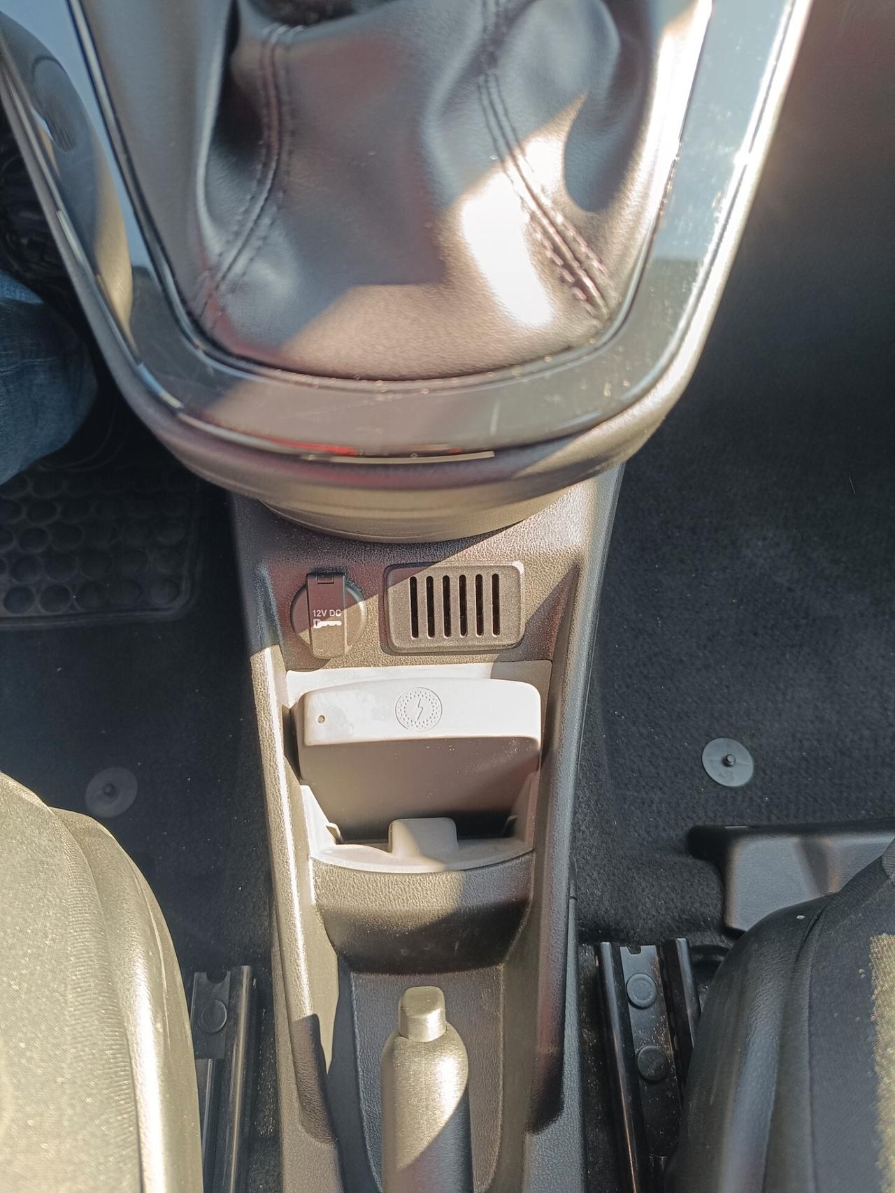 Lancia Ypsilon 1.0 FireFly 5 porte S&S Hybrid Platino