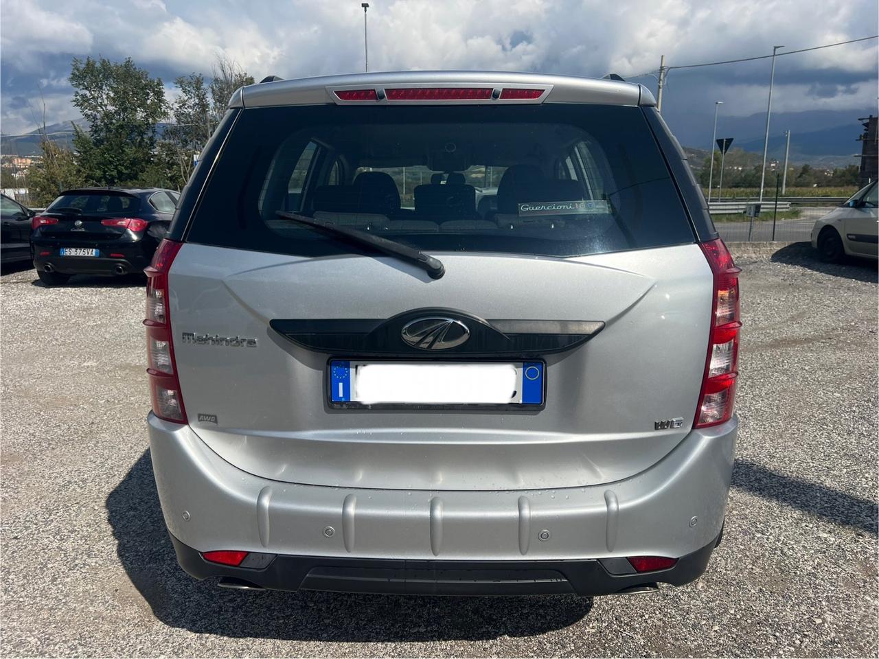 Mahindra XUV500 2.2 16V AWD W8