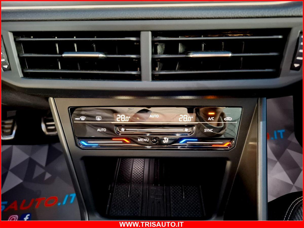 VOLKSWAGEN Taigo 1.0 TSI R-line NEOPATENTATI (TETTO APRIBILE)