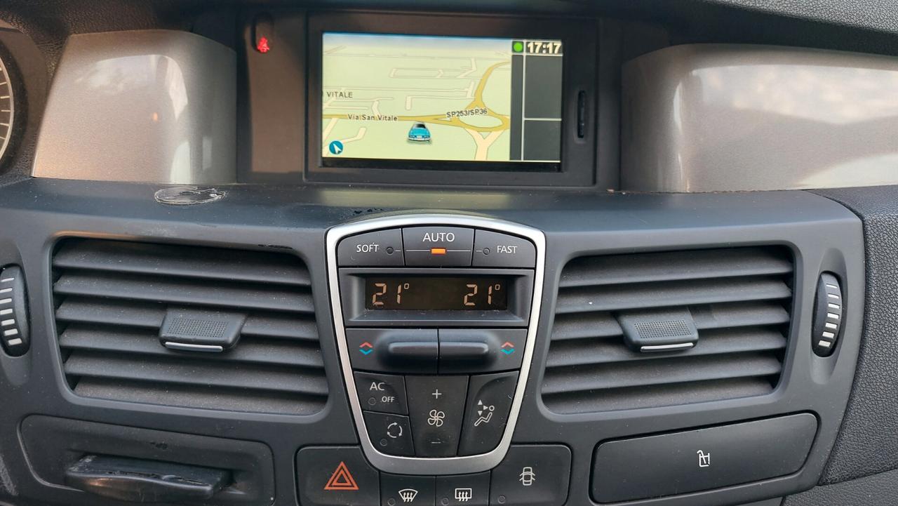 Renault Laguna 2.0 dCi 150CV SporTour Nav
