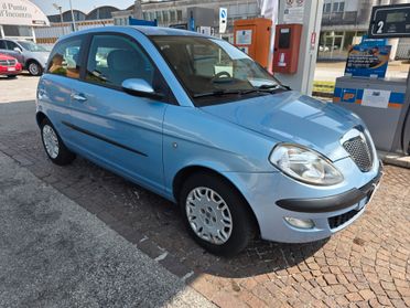 Lancia Ypsilon 1.2 con 140.000km