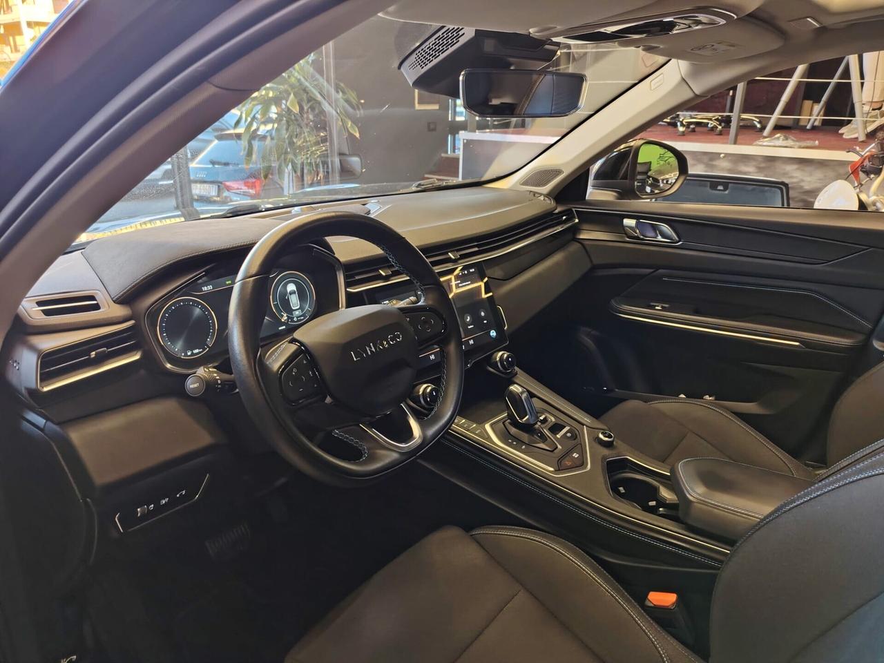 Lynk&co 01 PHEV