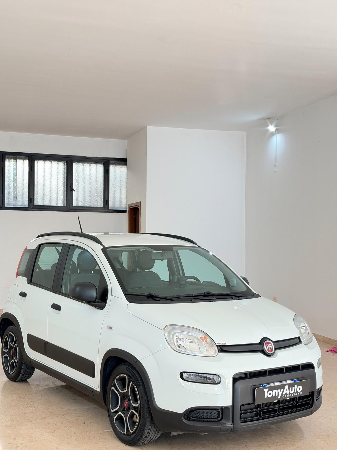 Fiat Panda 1.0 hybrid Easy Connect s adatta per NEO PATENTATI,BLUETOOTH,COMANDI AL VOLANTE,USB,SENSORI DI PARCH
