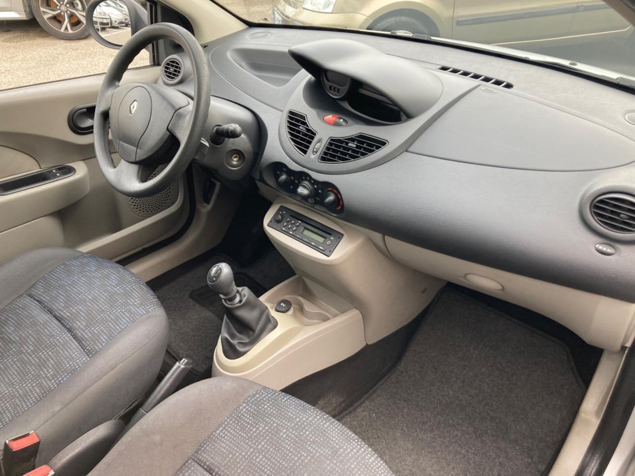 RENAULT TWINGO BENZINA (DA VETRINA)