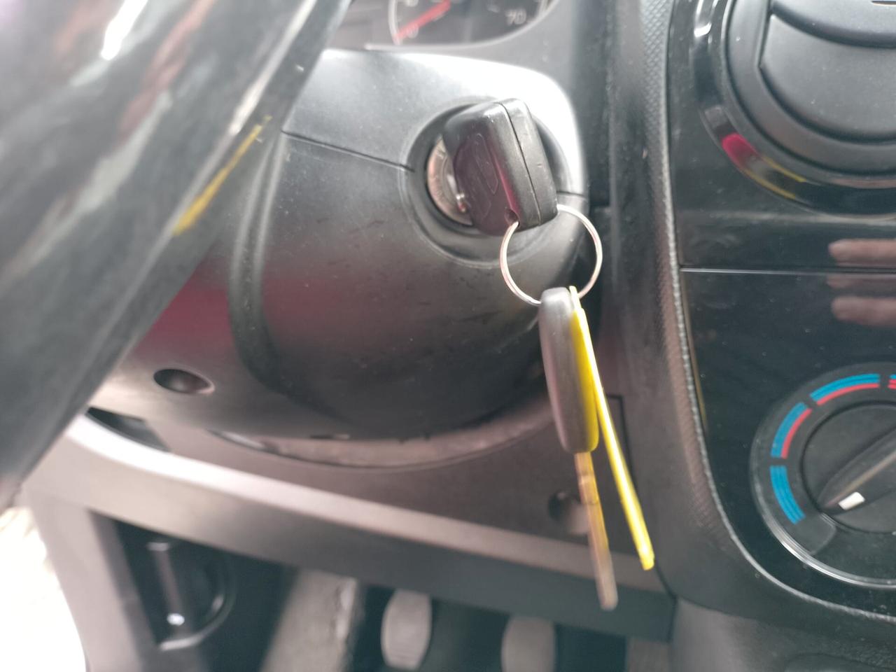 Fiat Qubo 5 Posti 1,4 Natural Power 8V.